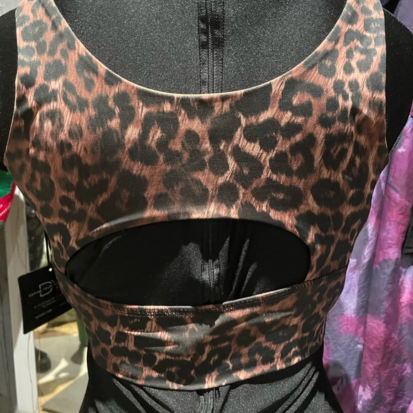 DYI Elevate Bra Natural Leopard Size S - Picture 4 of 4